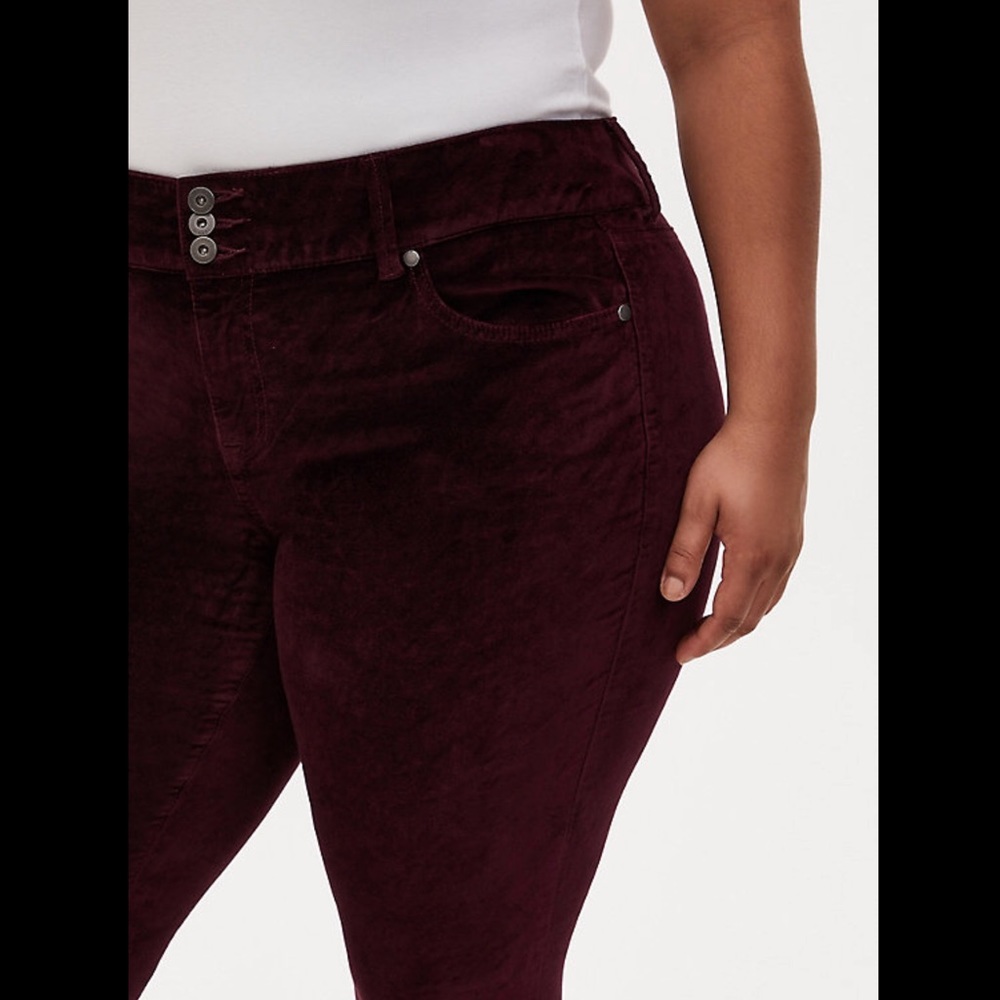 🆕TORRID‎ JEGGING - STRETCH VELVET BURGUNDY PURPLE - Picture 4 of 16